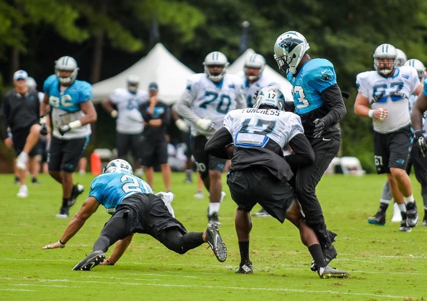 panthers-training-camp-13-28.thumb.jpg.e