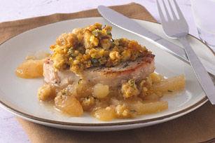 Pork-Chops-with-Apples-and-Stuffing-55586.jpg