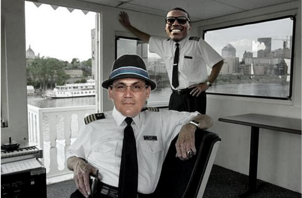 953406838_RiverBoatRonCAM.thumb.png.e27ebaf3e0bbd7b63a88d2fa30fdbacd.png