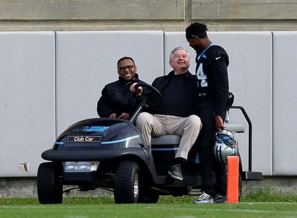 PANTHERS1204_05.jpeg