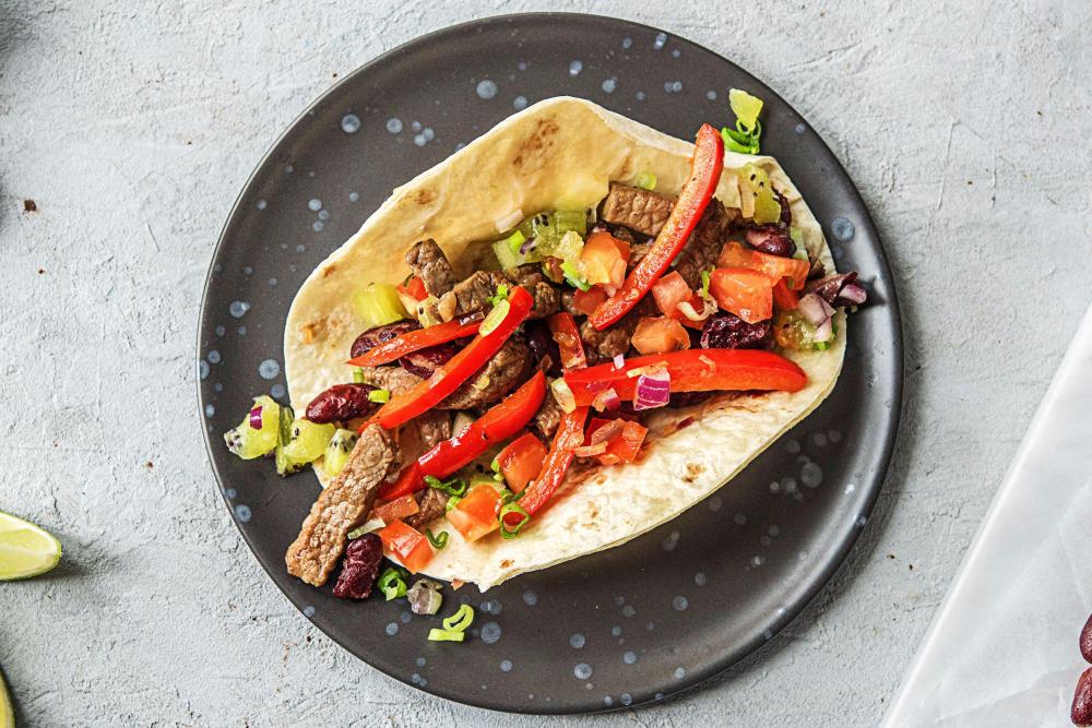 kiwi-salsa-and-steak-fajitas-a45533d3.thumb.jpg.800aedb7dbb1ee0b73792873205d20ff.jpg