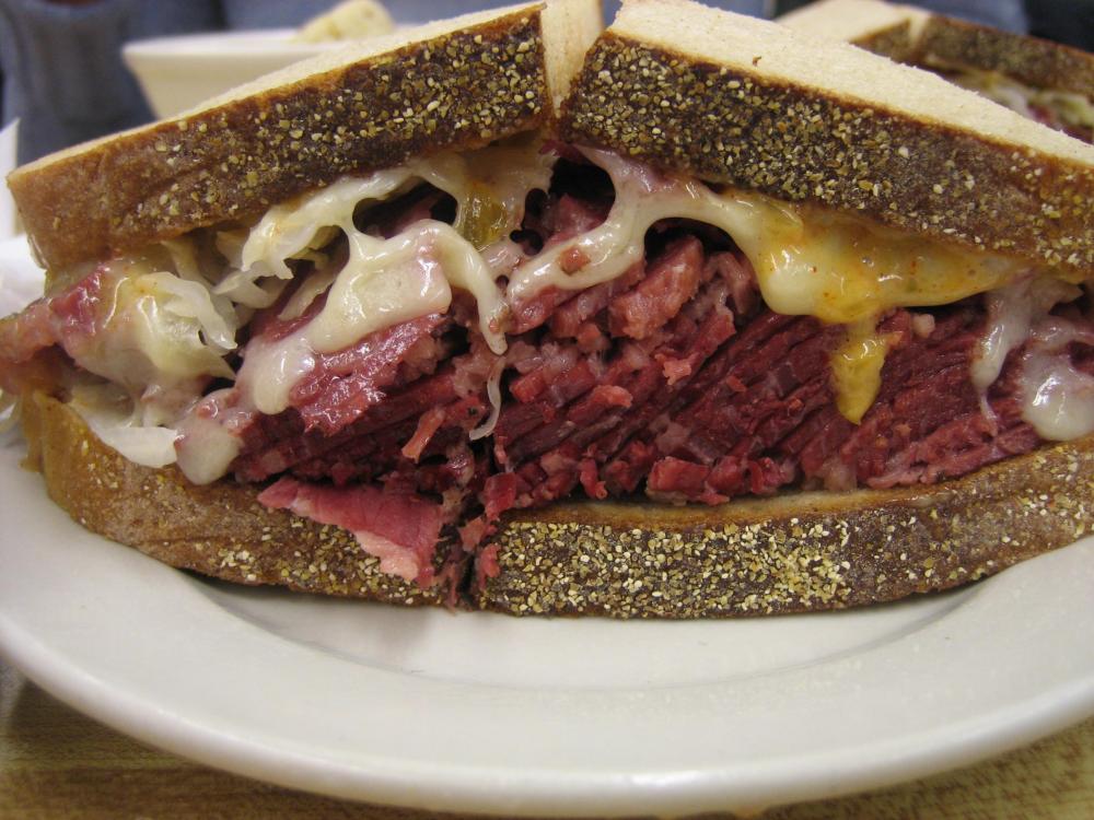 Katz's_Deli_-_Lunch.jpg