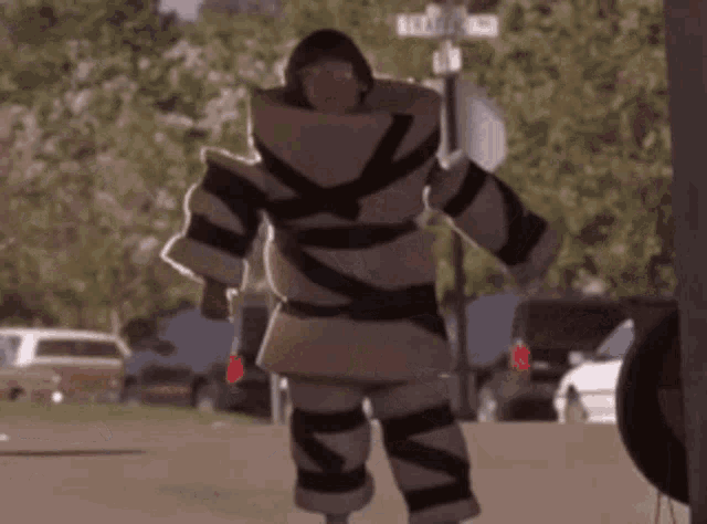 little-giants-bubble-boy.gif.2c23f13fb401c66a66493af7727d5332.gif