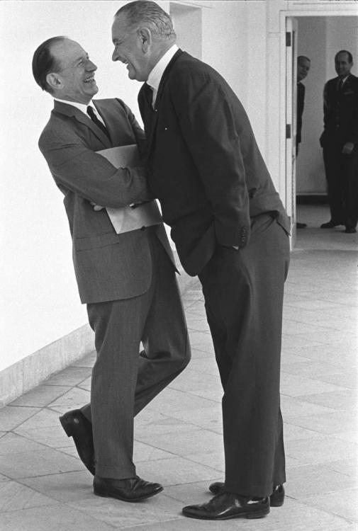 lbj-laughs-l.jpg