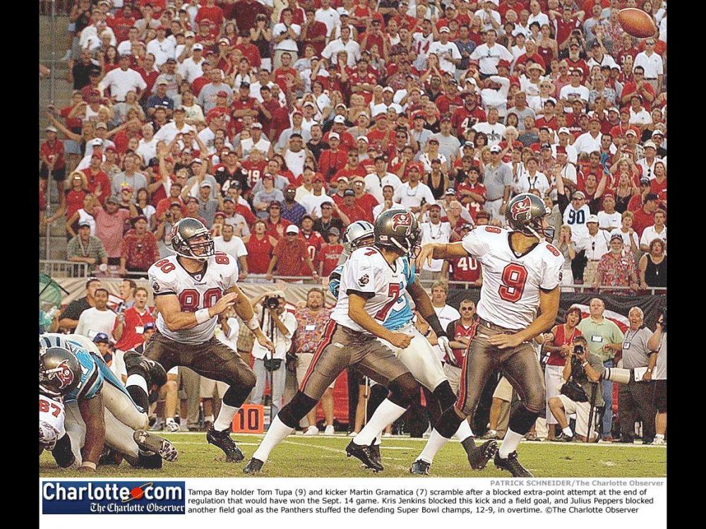 2003_Tampa_Blocked_Kick.thumb.jpg.caa92c5c0d7d8f1bece8dffc51be8b10.jpg